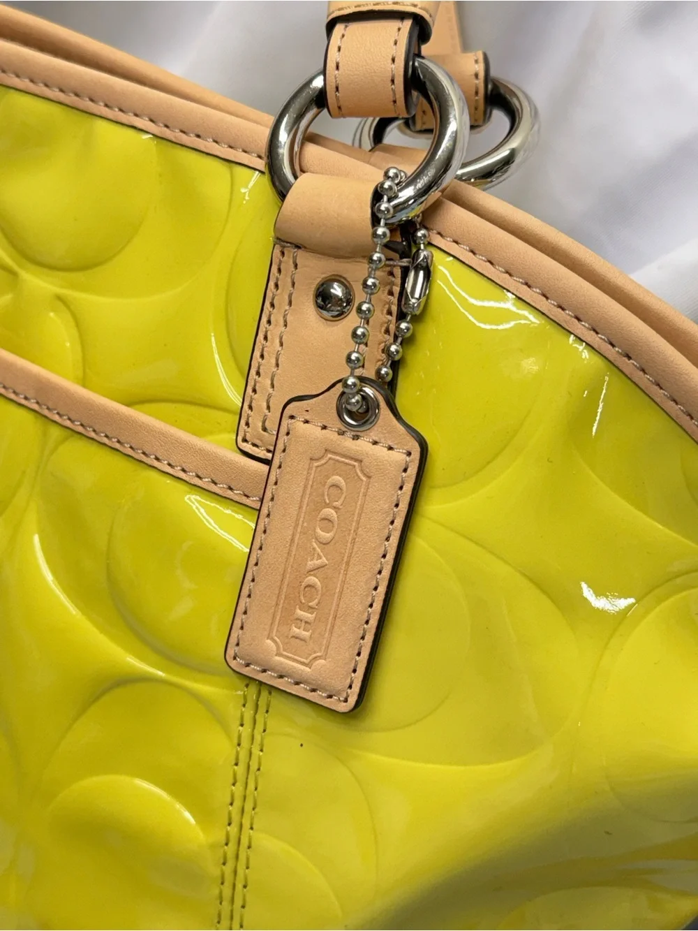 (new+tag) Coach Patent Leather Tote / Shoulder / Crossbody Monogram Siganture